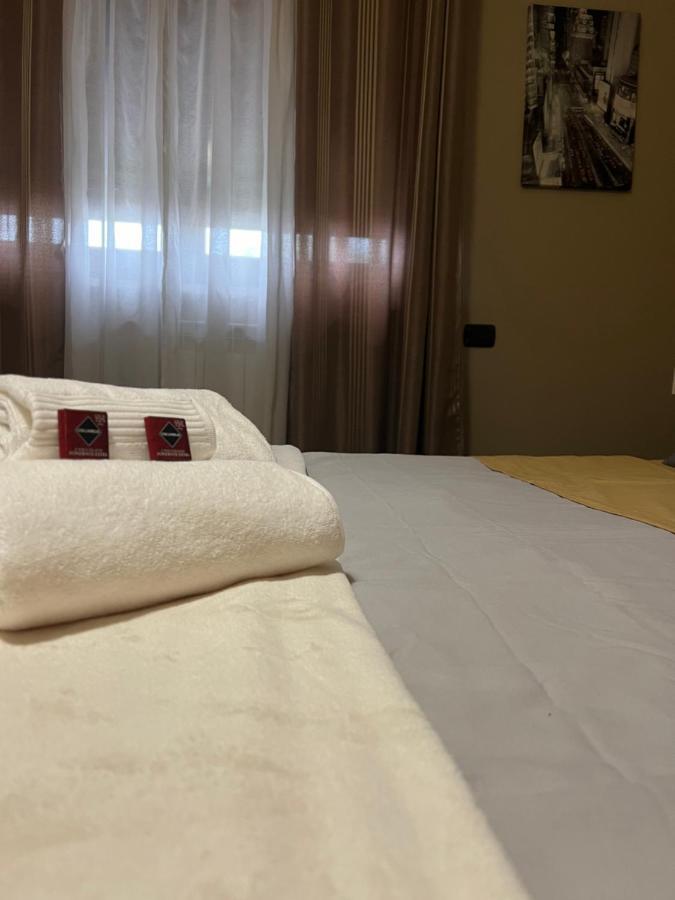 דירות פונטה גלריה Charme & Relax - Fiera Di Roma - Fiumicino Airport מראה חיצוני תמונה