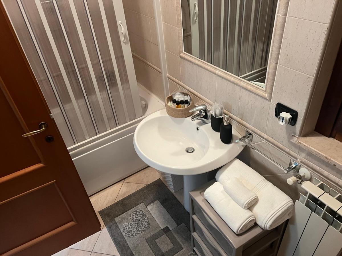 דירות פונטה גלריה Charme & Relax - Fiera Di Roma - Fiumicino Airport מראה חיצוני תמונה