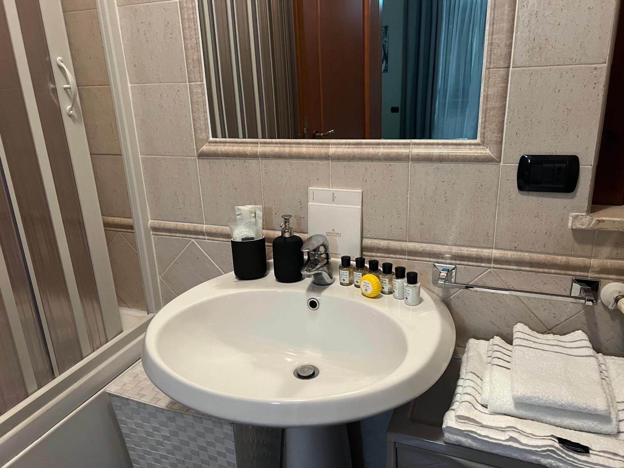דירות פונטה גלריה Charme & Relax - Fiera Di Roma - Fiumicino Airport מראה חיצוני תמונה